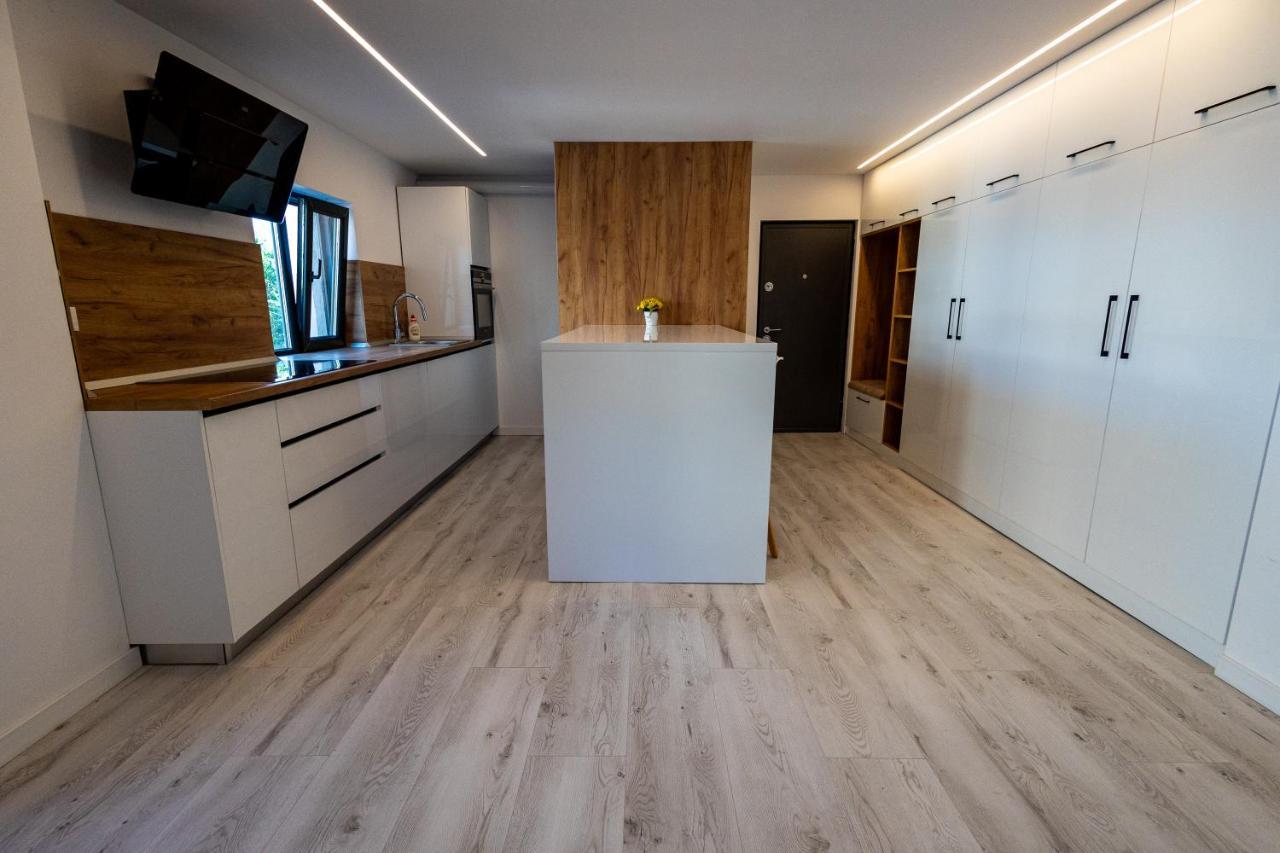Modern Premium Apartment 1 Targoviste Dış mekan fotoğraf