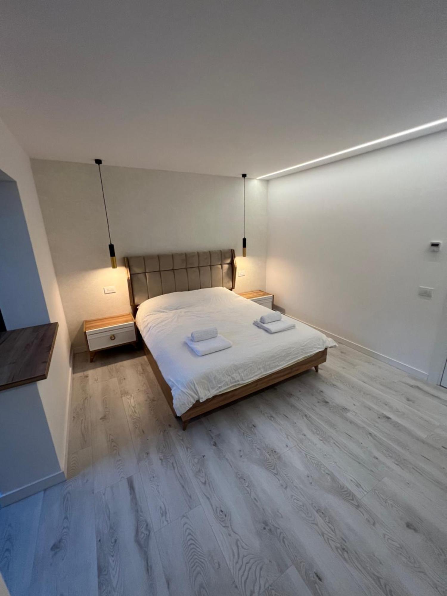 Modern Premium Apartment 1 Targoviste Dış mekan fotoğraf