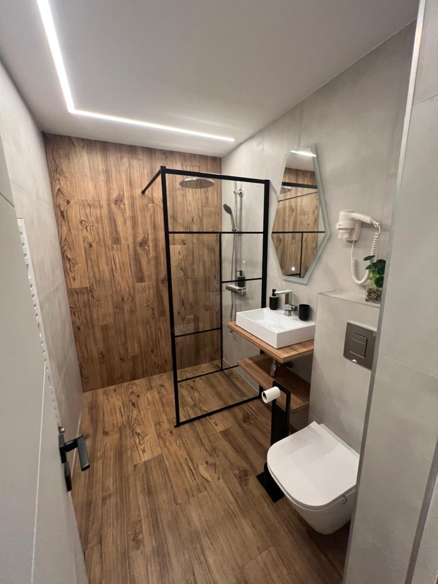 Modern Premium Apartment 1 Targoviste Dış mekan fotoğraf
